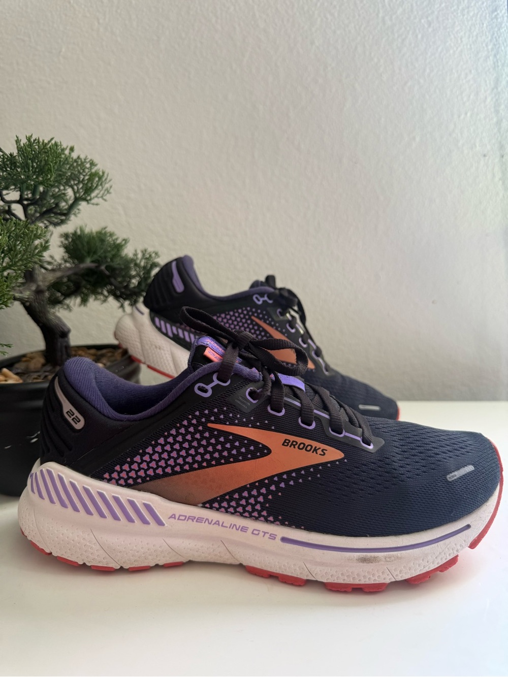 Brooks Adrenaline 22  Women size 8  Athletic Shoes with Purple & Orange Accents